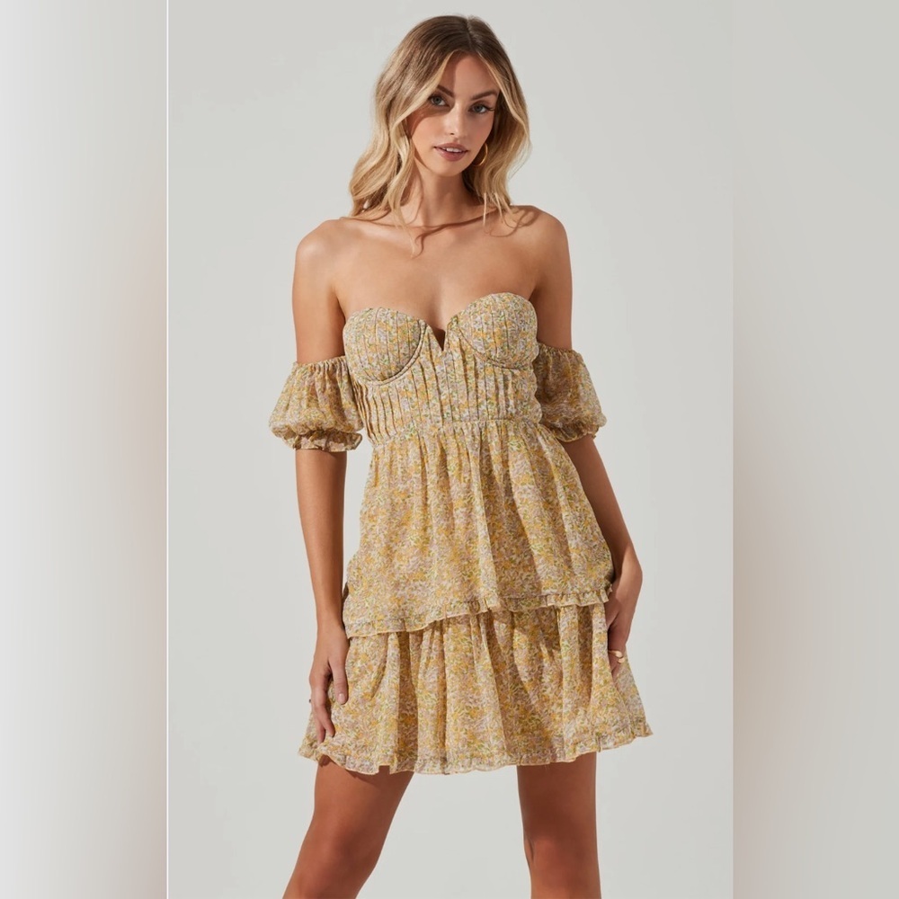NEW Astr Off the shoulder Two Tier Floral Mini Dress